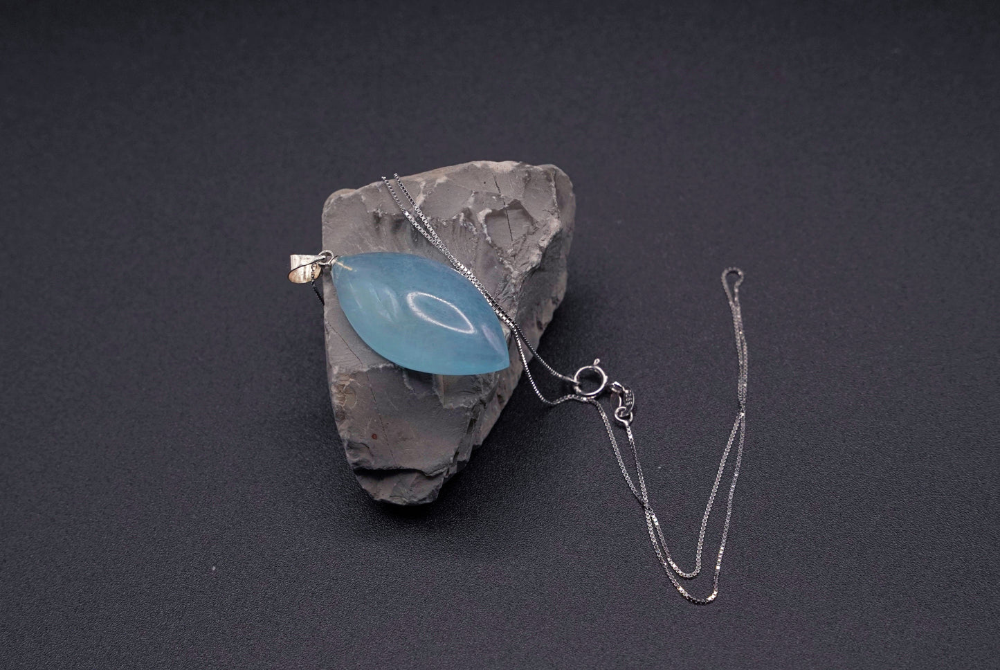 Certified Aquamarine Pendant Necklace - Light Blue Gemstone - Elegant Silver Jewelry