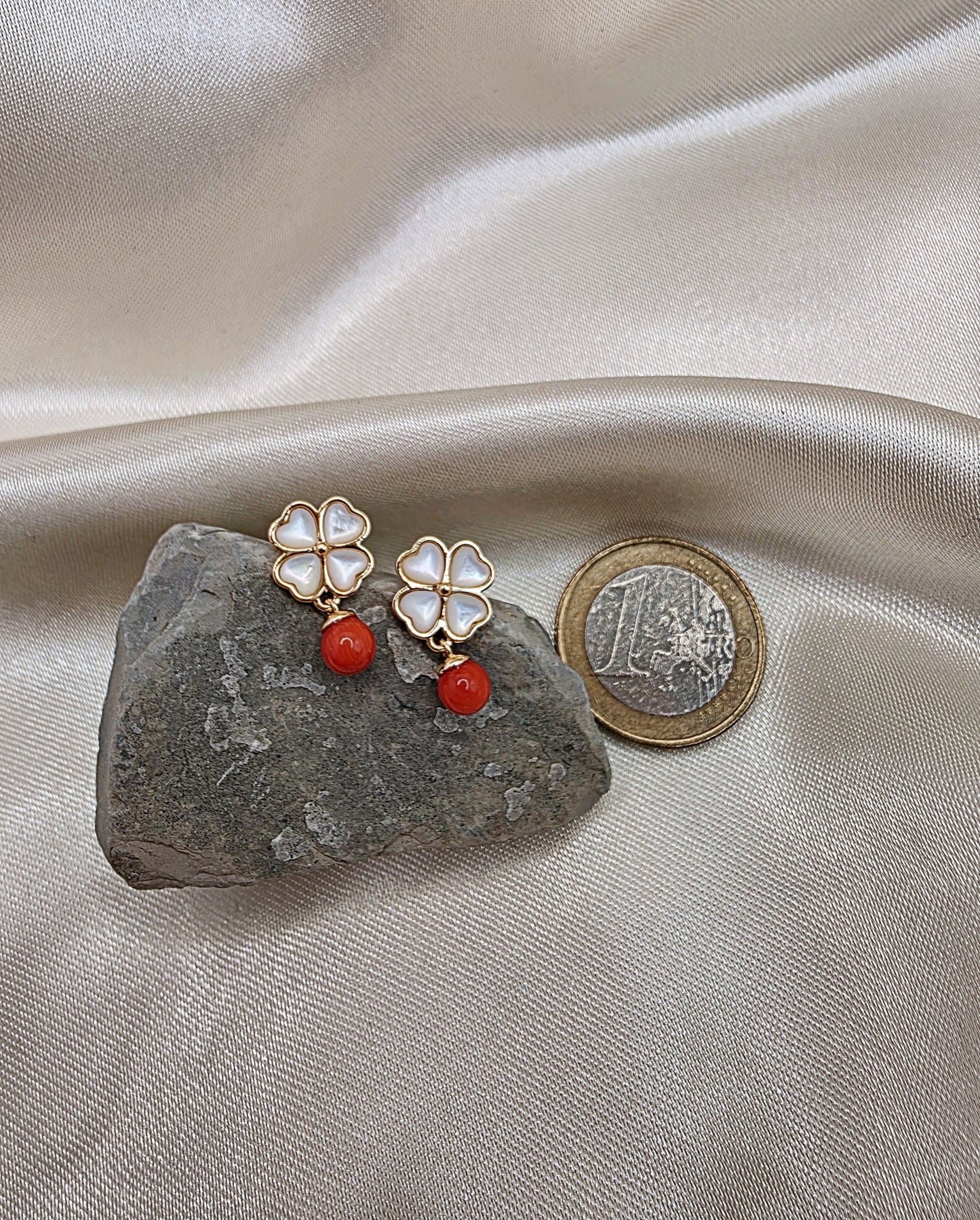 Four-Leaf Clover Coral Earring