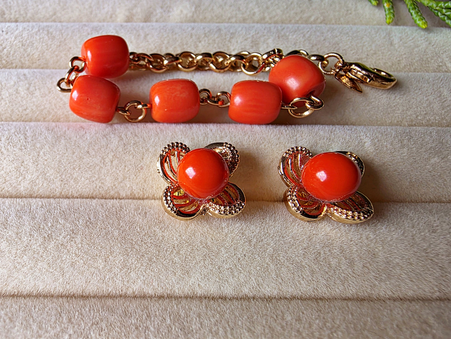 Coral Earring and Bracelet Set