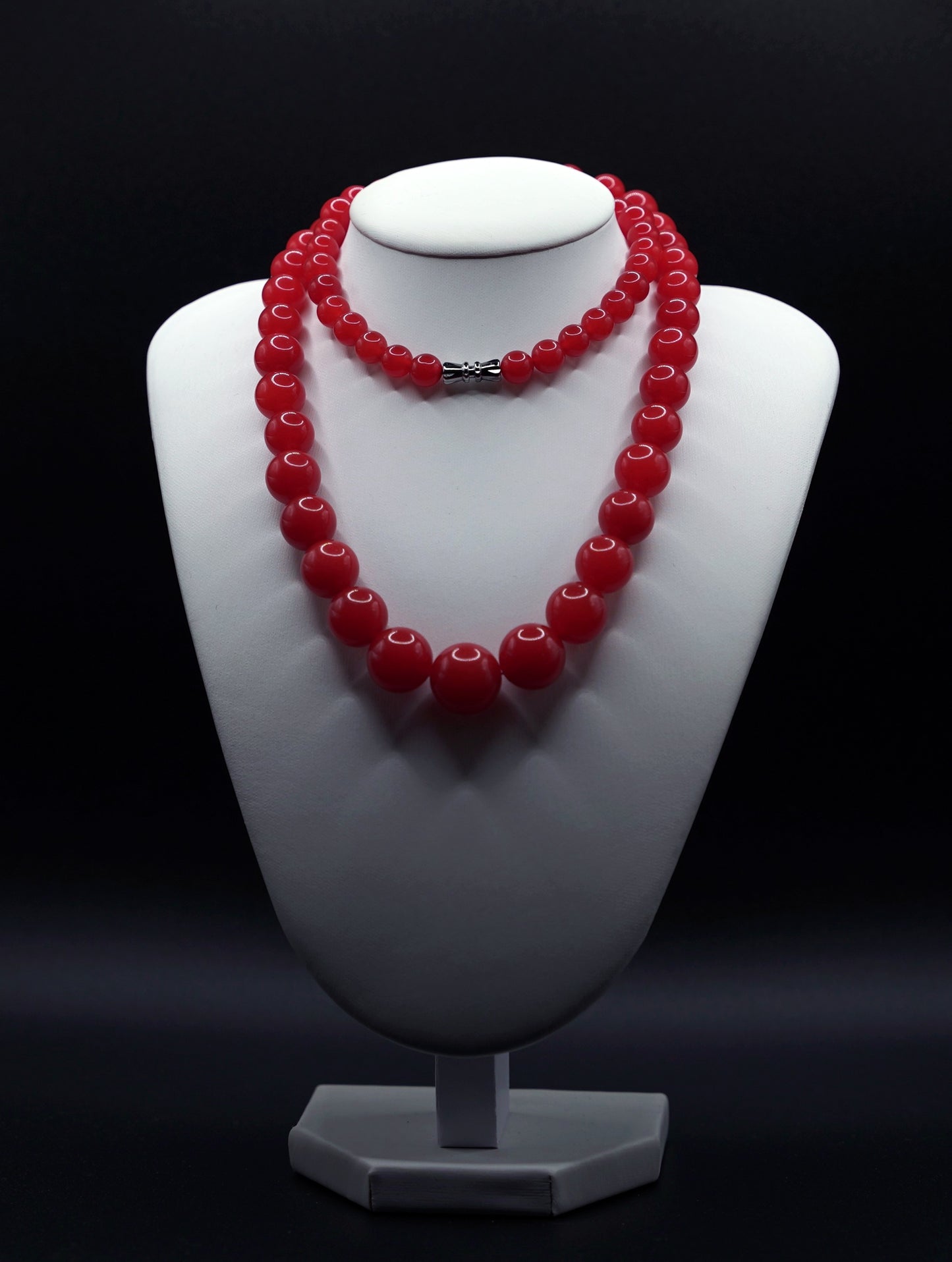 Natural South Red Agate Necklace – Polished Round Gemstone Beads, Healing Energy Jewelry