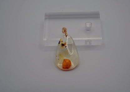 Natural Flower Amber Pendant - Botanical Resin Jewelry  Organic Elegance