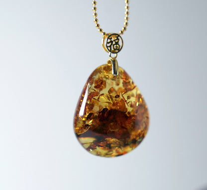 Burmese Amber Pendant – Natural Golden Resin Gemstone
