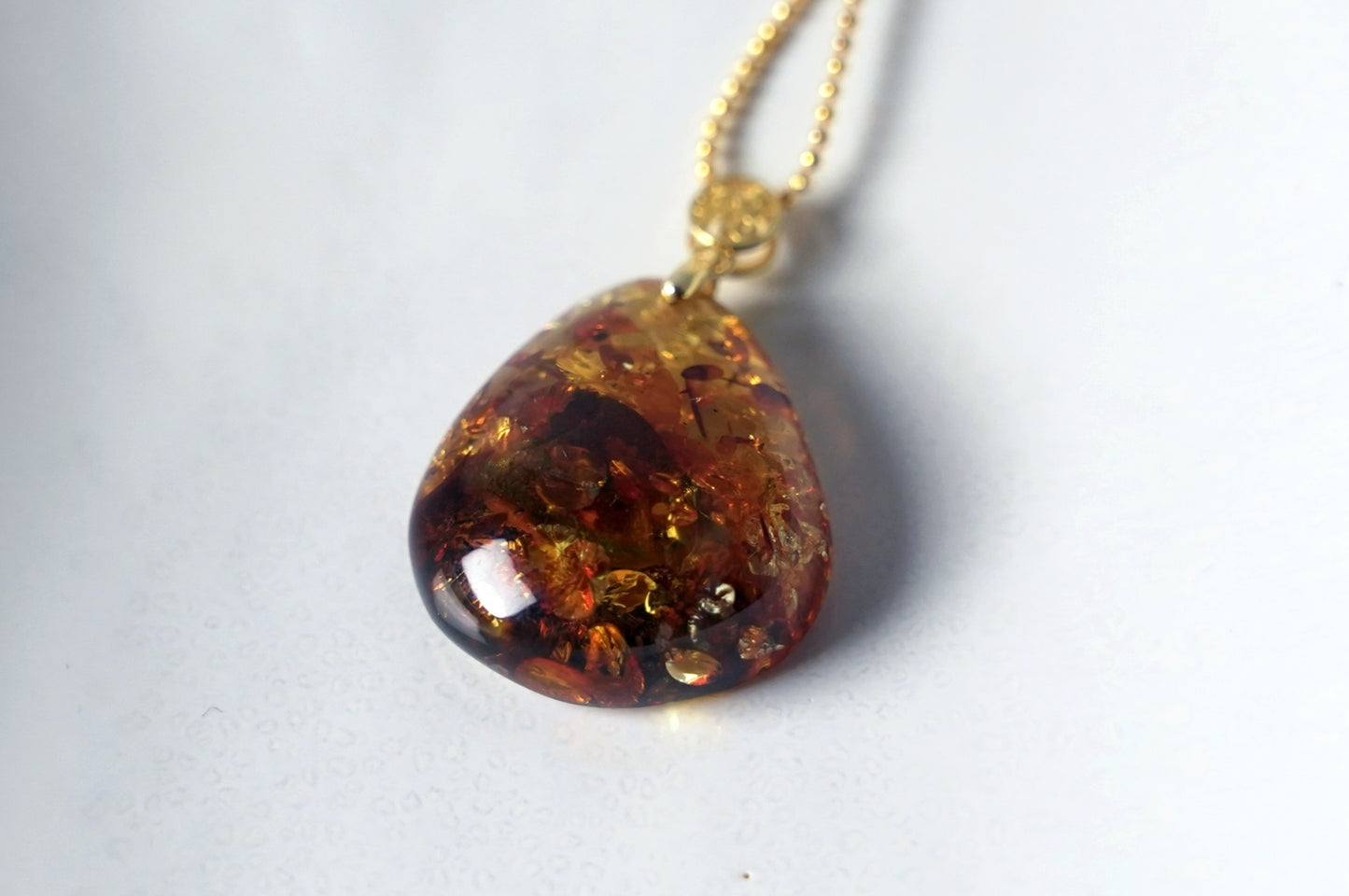 Burmese Amber Pendant – Natural Golden Resin Gemstone
