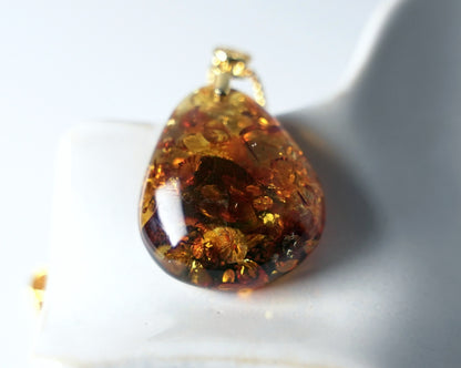 Burmese Amber Pendant – Natural Golden Resin Gemstone