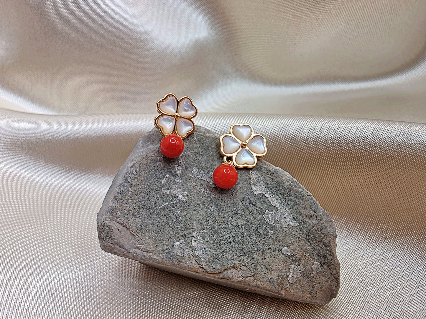 Four-Leaf Clover Coral Earring