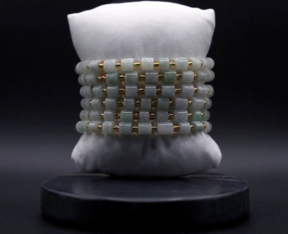 Five-Strand Jade & Gold Bracelet Stack – Natural Harmony in Luxurious Layers