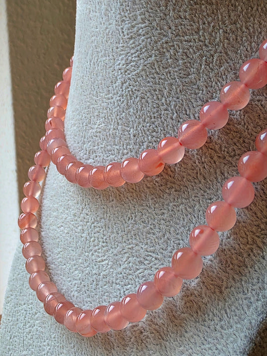 Luminous Icy Nanhong Bead Necklace